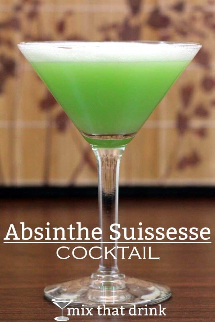 Bright green Absinthe Suissesse in cocktail glass
