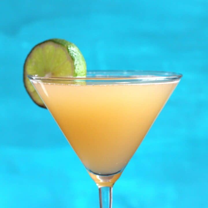 Bayou Cocktail with lime wheel