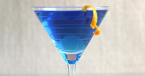 Blue Monday drink with orange twist