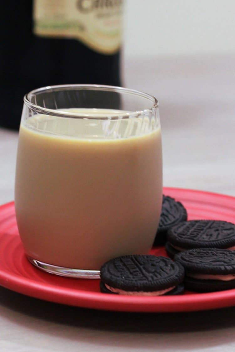 Christmas Cookie cocktail on red plate with cookies