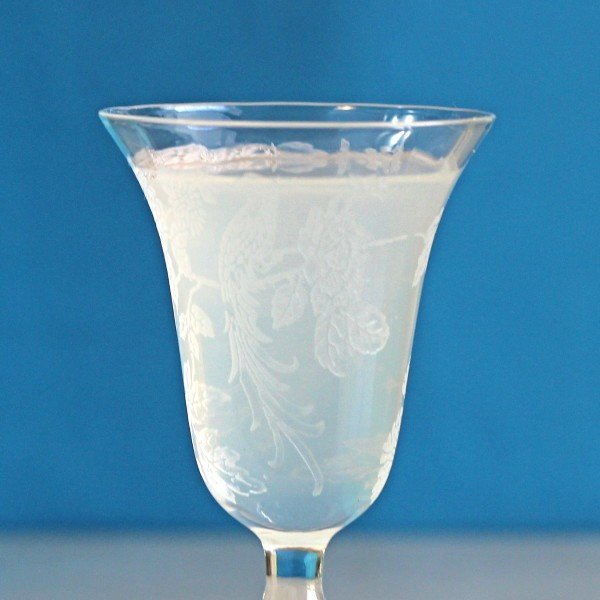 Closeup view of Foggy Day drink in decorative flute glass