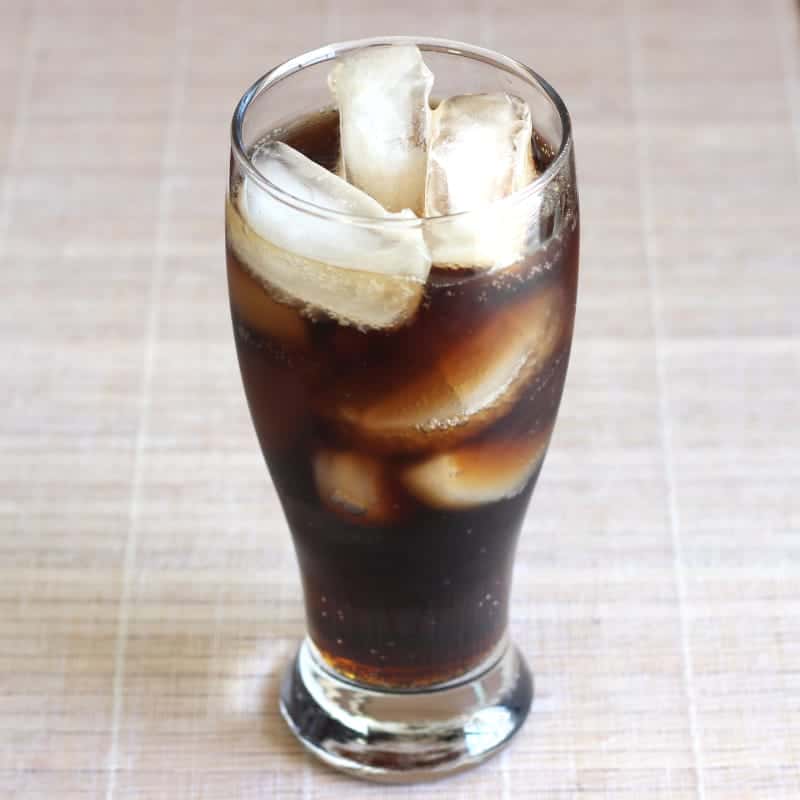 The Lynchburg Beer drink recipe blends Jack Daniels with root beer. Think of it as a Jack and Coke upgrade. #mixthatdrink #rootbeer #jackdaniels #happyhour