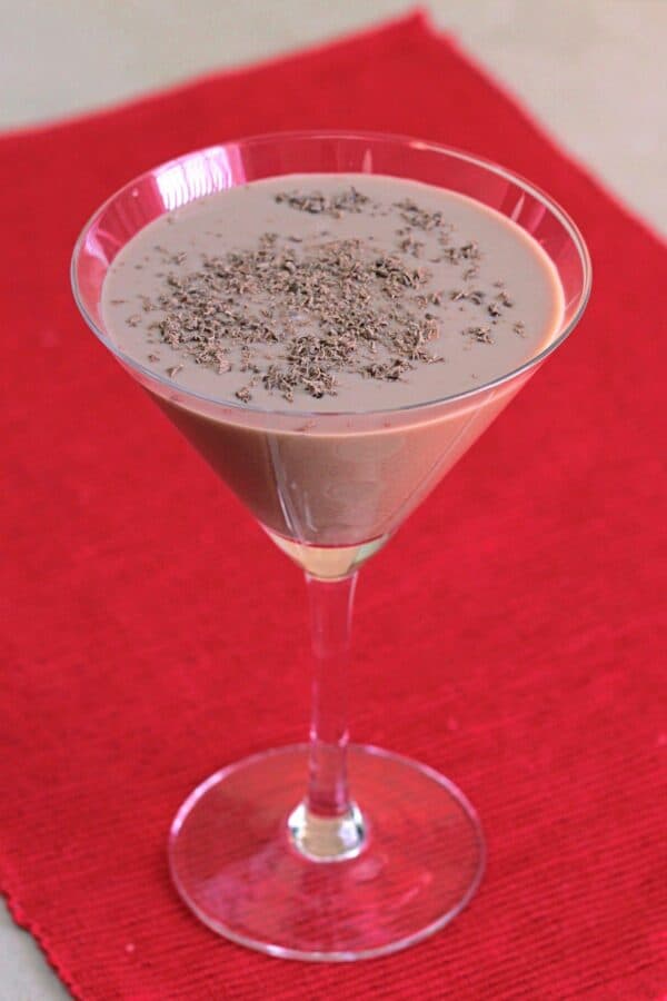 Magic Flute drink with chocolate sprinkles