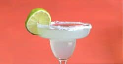 Margarita drink with lime